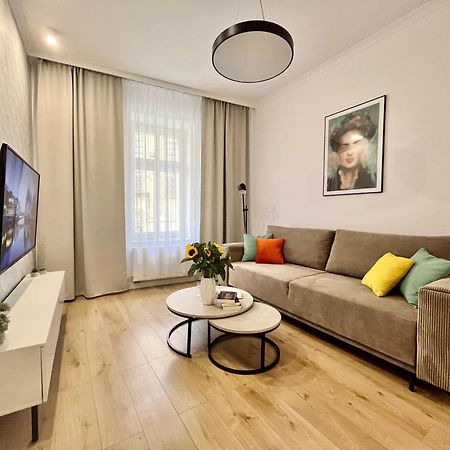 Luna Apartments イェレニャ・グーラ エクステリア 写真