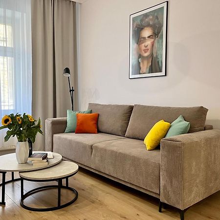 Luna Apartments イェレニャ・グーラ エクステリア 写真