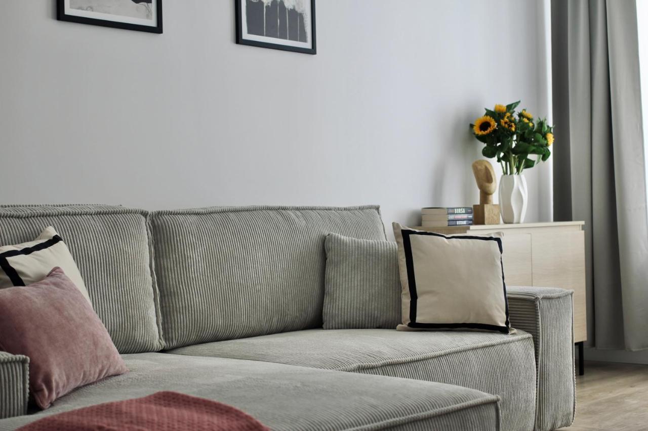 Luna Apartments イェレニャ・グーラ エクステリア 写真