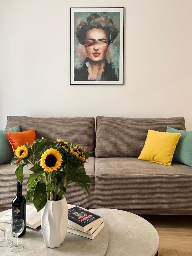 Luna Apartments イェレニャ・グーラ エクステリア 写真