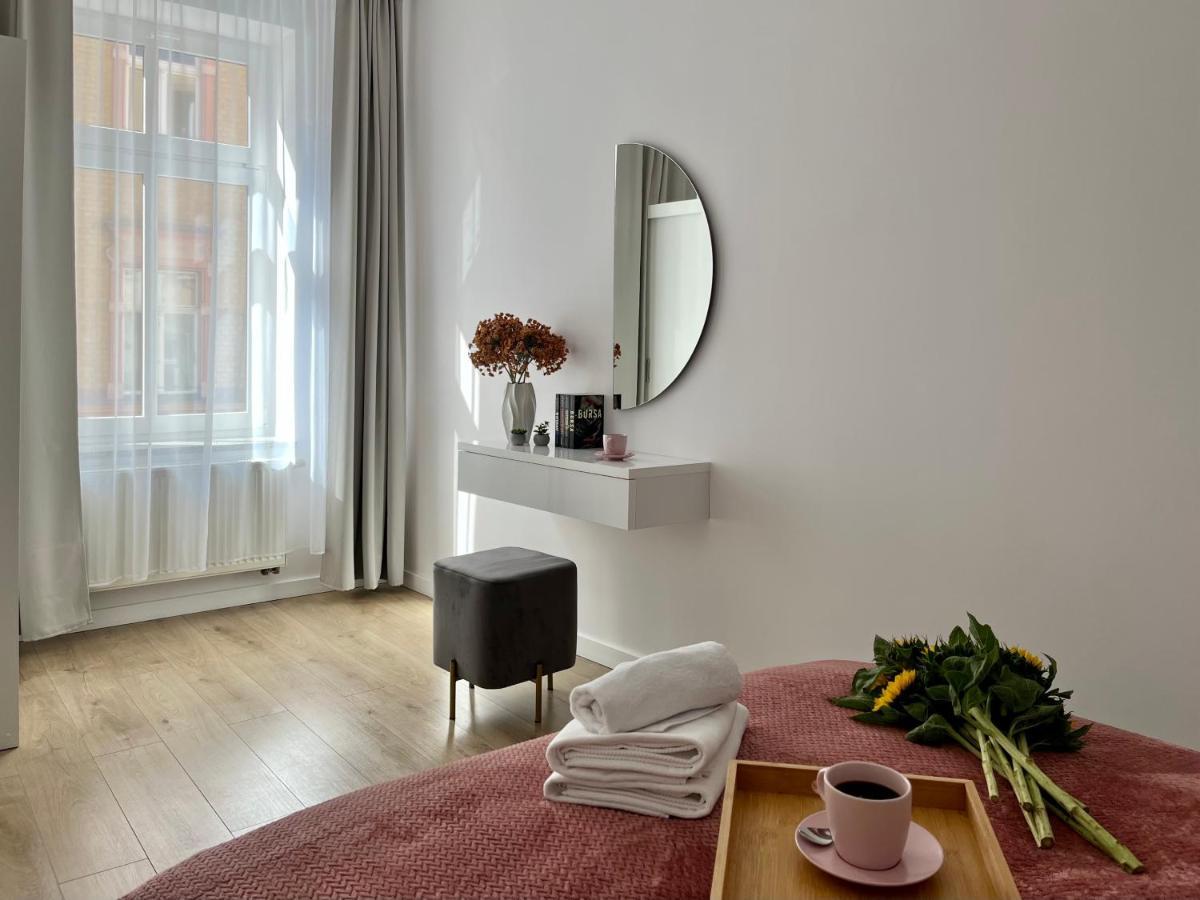Luna Apartments イェレニャ・グーラ エクステリア 写真