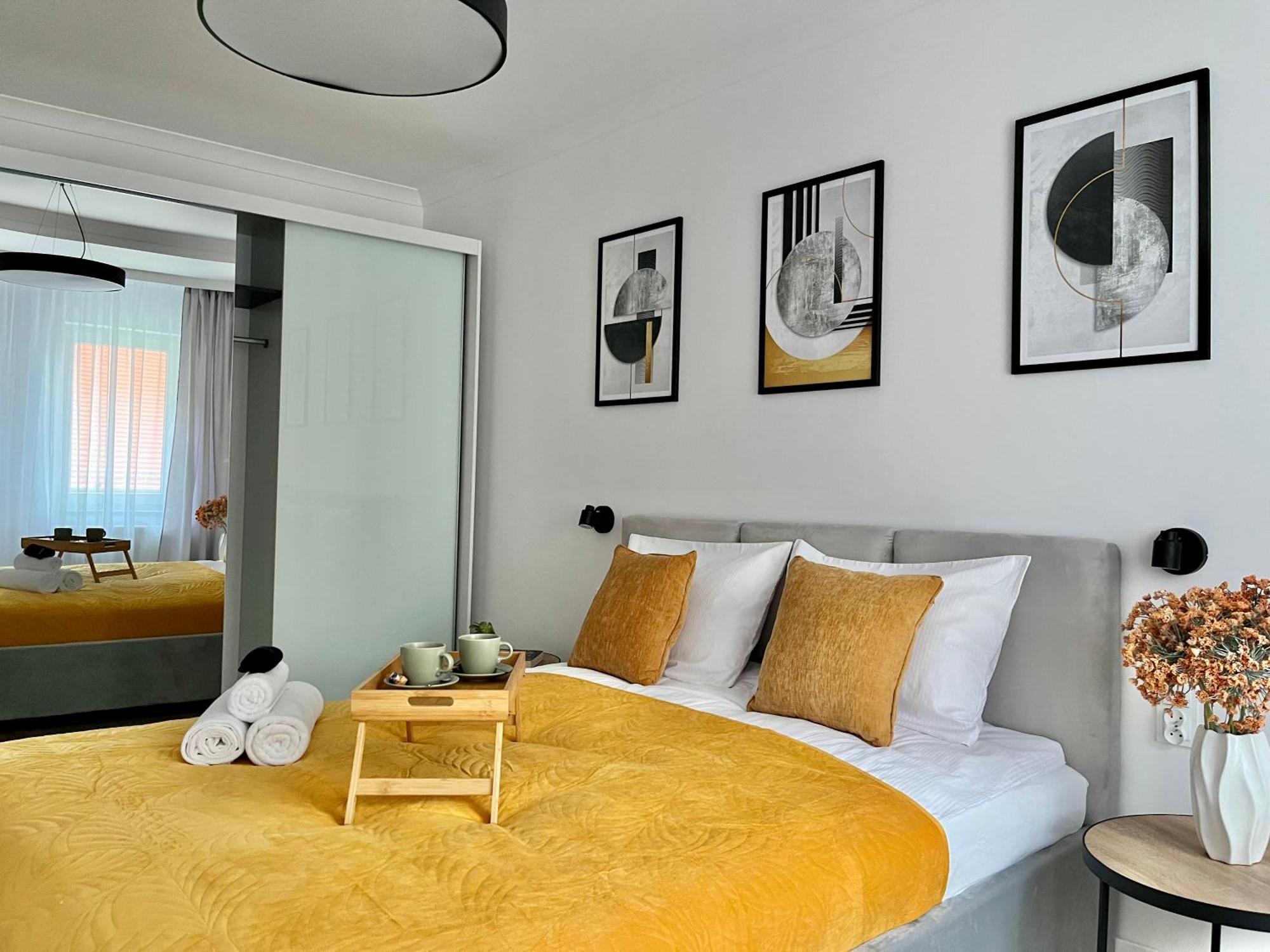 Luna Apartments イェレニャ・グーラ エクステリア 写真
