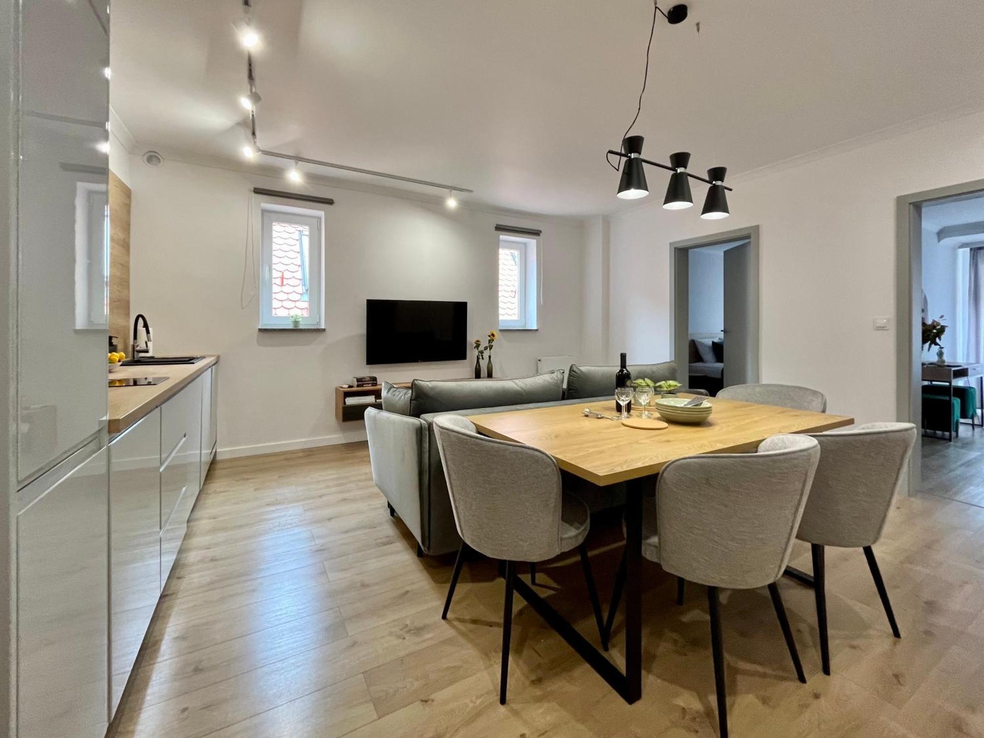 Luna Apartments イェレニャ・グーラ エクステリア 写真