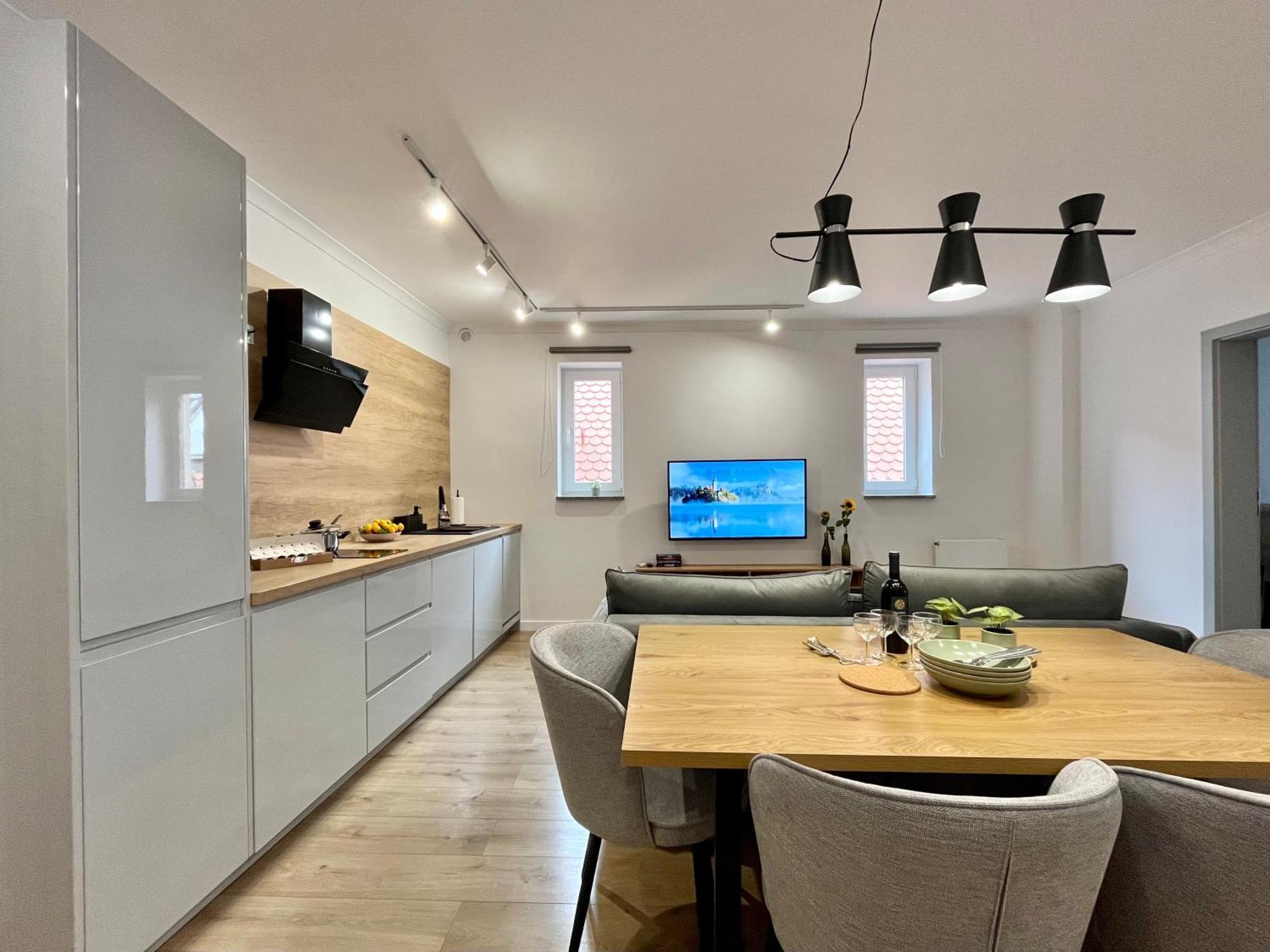 Luna Apartments イェレニャ・グーラ エクステリア 写真