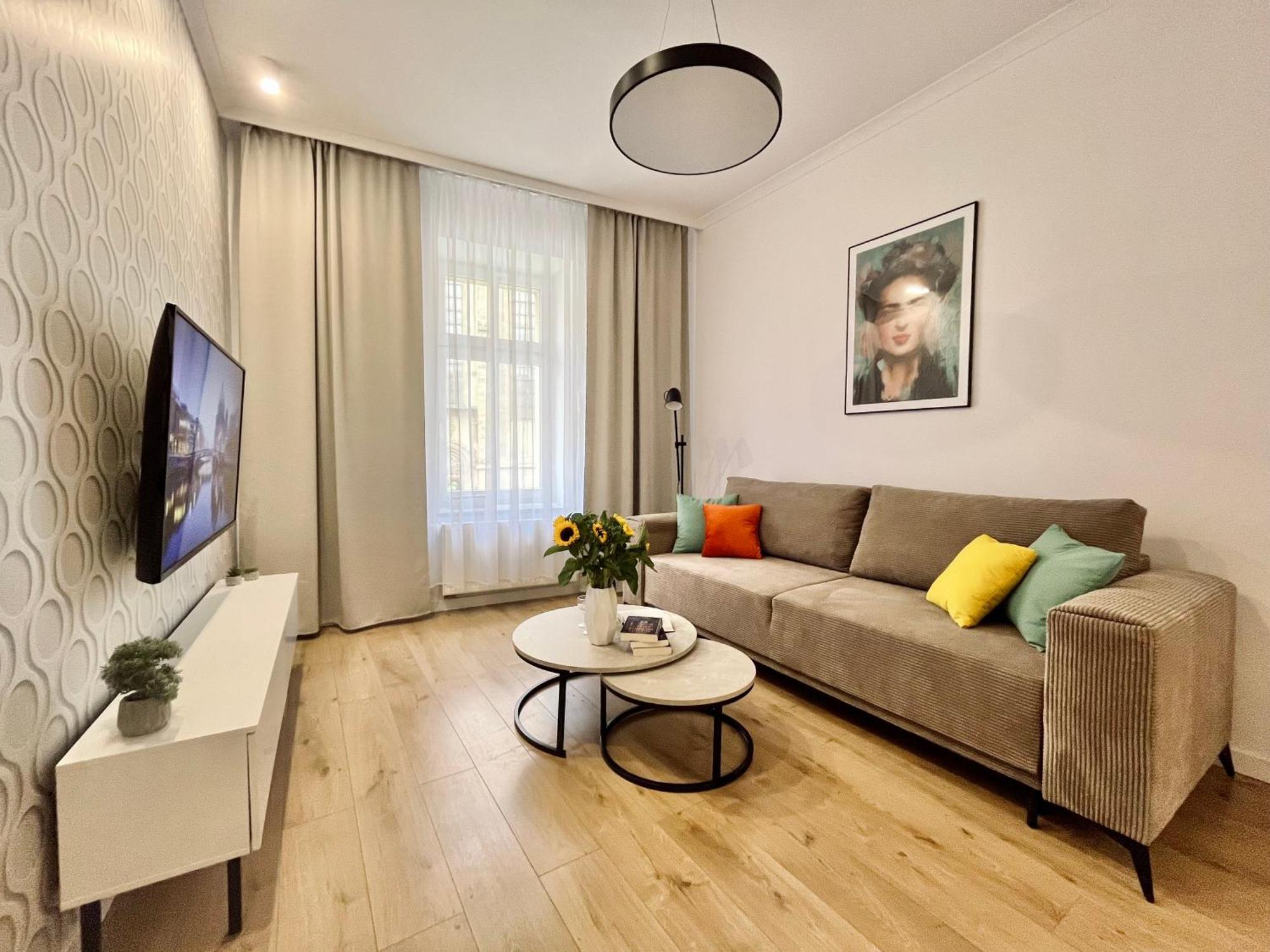 Luna Apartments イェレニャ・グーラ エクステリア 写真